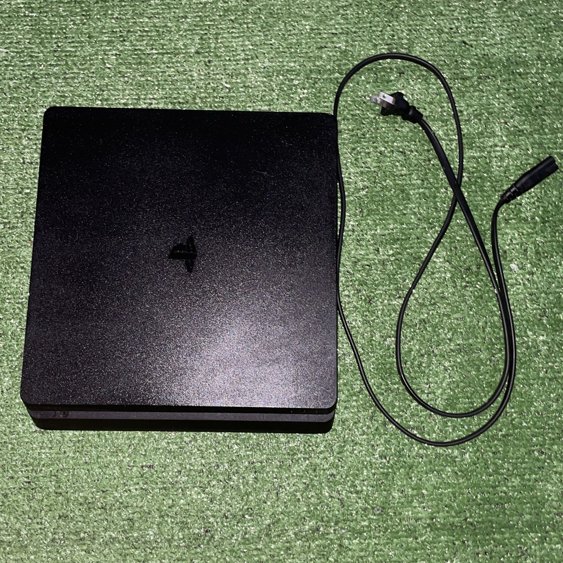 PS4 Slim