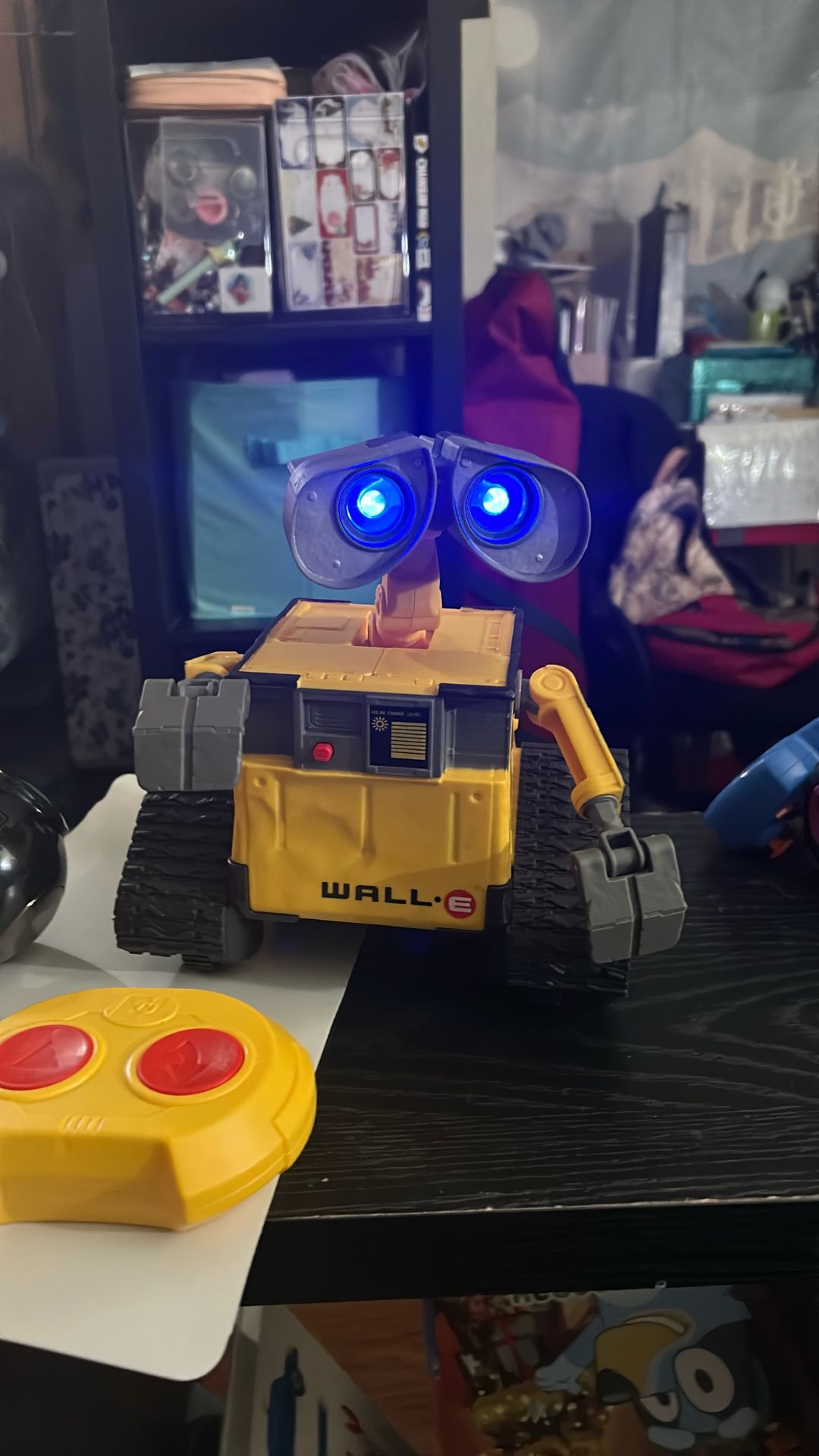 Great Condition Wall. E Robot Rc