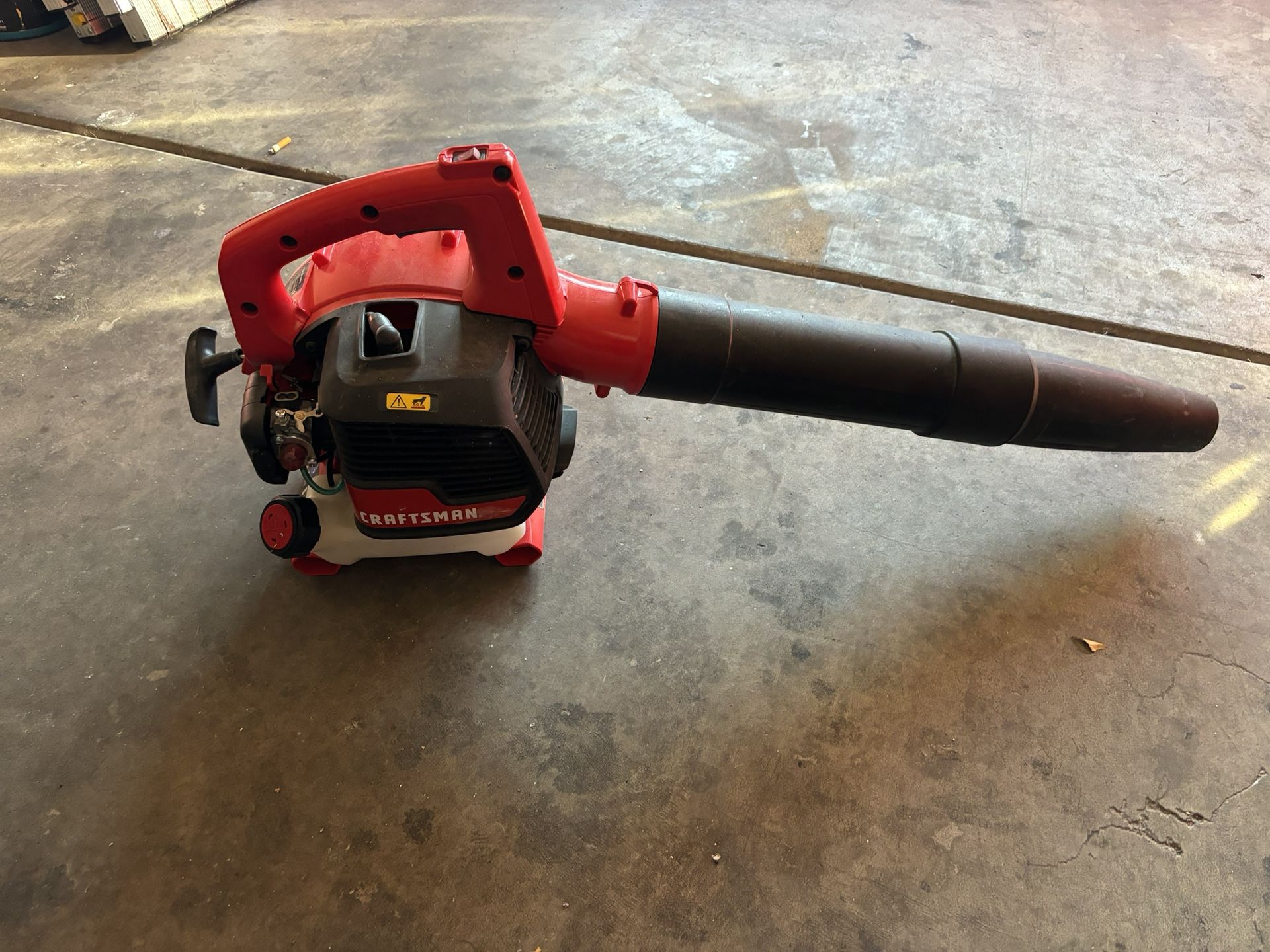 CRAFTSMAN B2000 25-cc 2-cycle 410-CFM 180-MPH Gas Handheld Leaf Blower