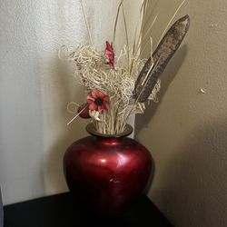 Beautiful Red Vase W/Decor 