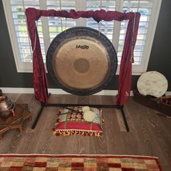 Gong 32", case, stand, 2 malletts