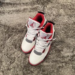Jordan 4 