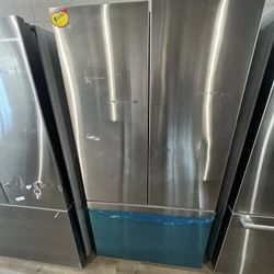 Scratch N Dented Refrigerators 