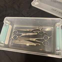 USED - Haircutting Supplies 