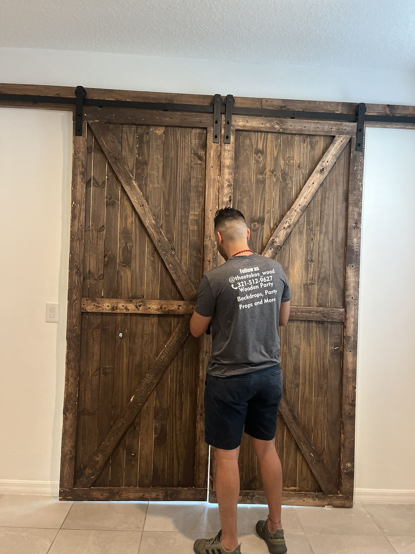 Customize Barn Door 