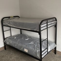 Twin size bunkbeds
