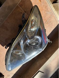 Lexus RX 400 headlight driver side