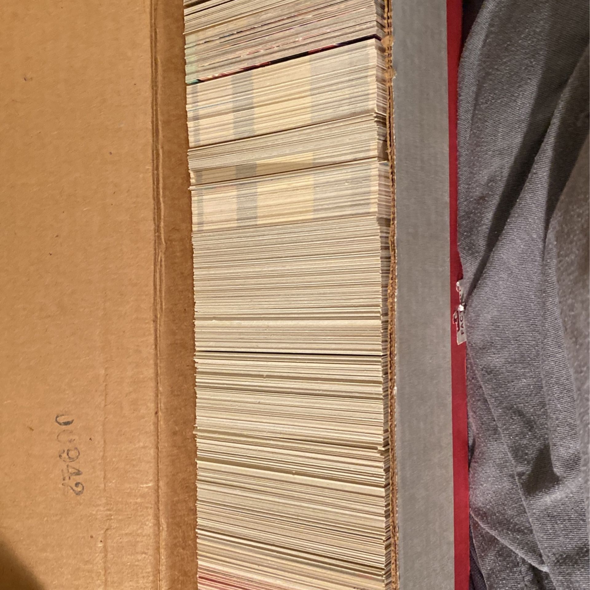 600 + Basketball And Baseball Cards 