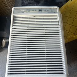 Frigidaire AC Unit
