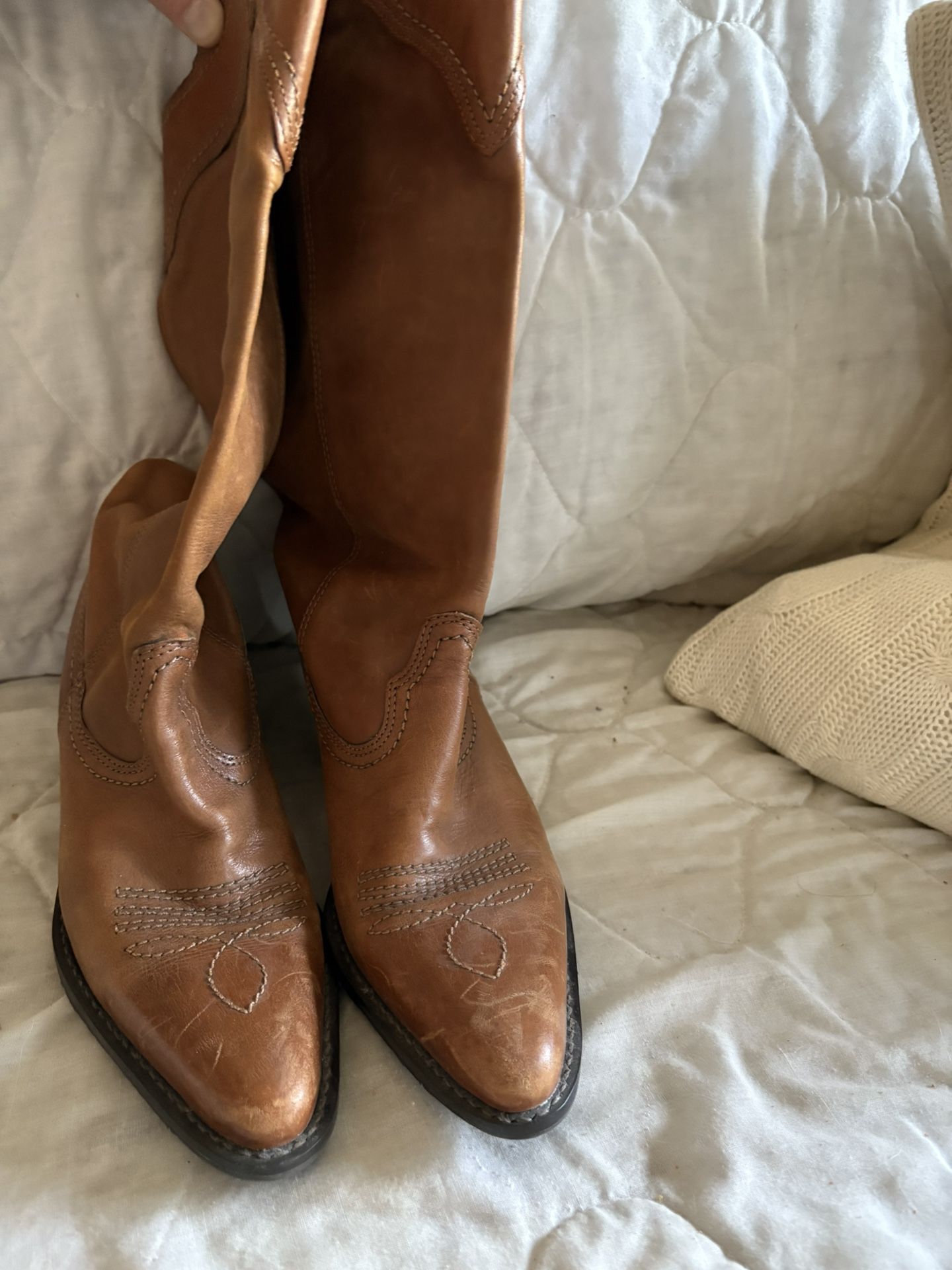 Cowboy Boots Size  8 M