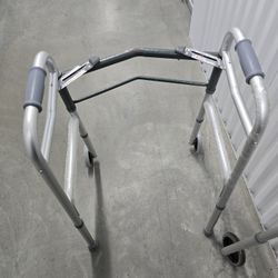 ADULT WALKER NEW