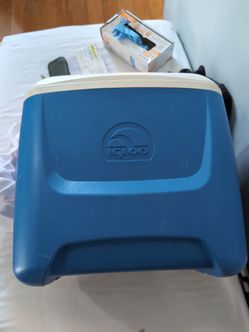 IGLOO COOLER