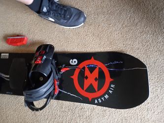 Burton Asym Air Snowboard with bindings