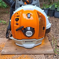 Stihl BR600 blower in excellent condition, clean and ready to use 