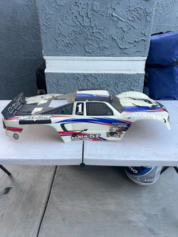 HPI BAJA 5T BODY (USED)