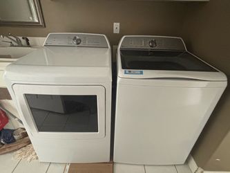 New GE washer and dryer set - 650$