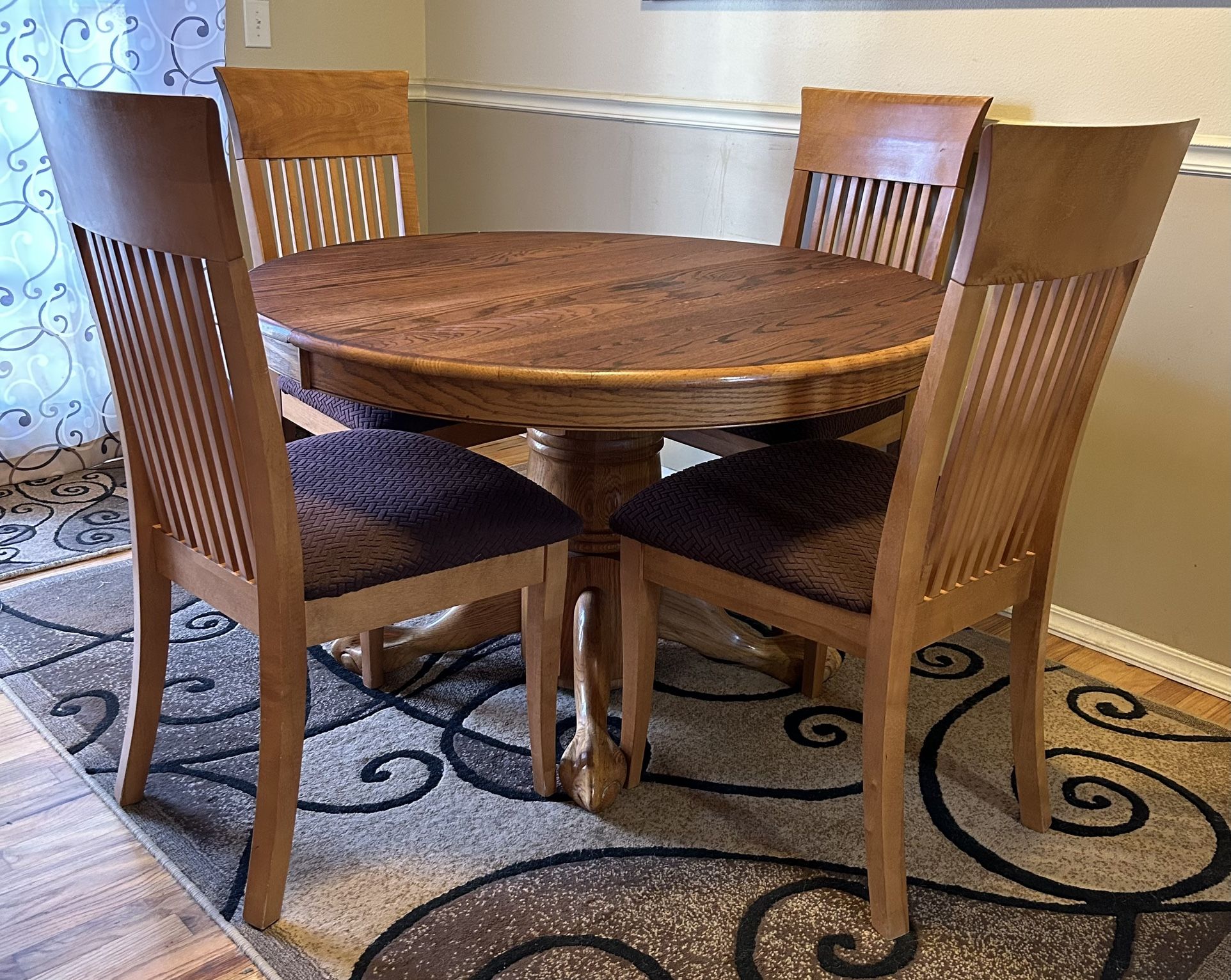 Solid wood Dining Table And Chairs
