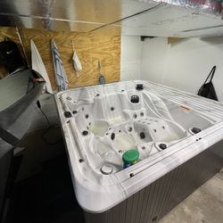 Awesome Jacuzzi Obo