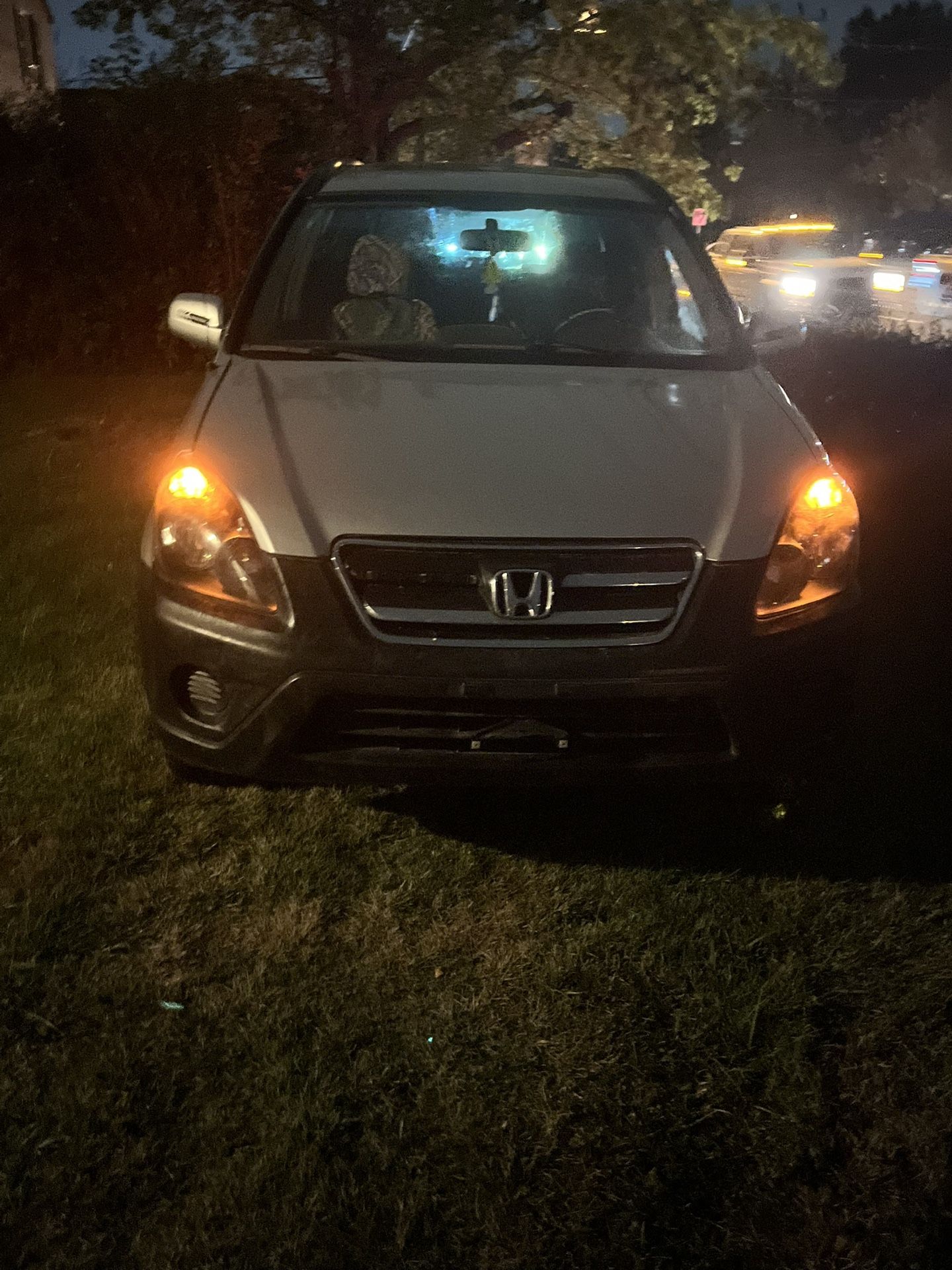 Estoy Vendiendo Esta Honda Crv 2006 Con 158 Mil Millas