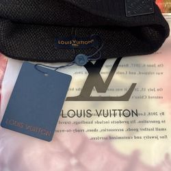 LV BEANIE BLACK
