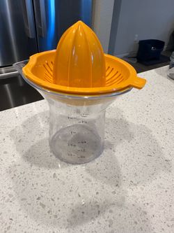 Citrus juicer  - OXO