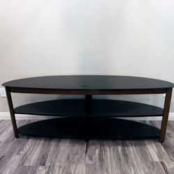 Entertainment Center/ Tv Stand 