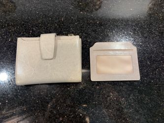 Minimalist Bi-fold Wallet Cream Textured  Leather with Removable ID Holder 5x4”