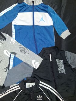 Baby clothing 6-9 months