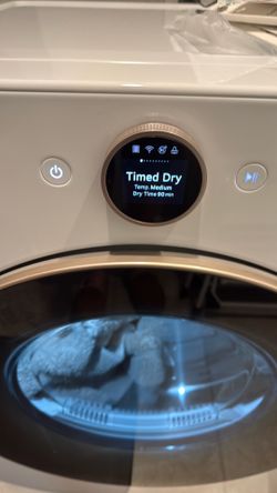 LG Gas Dryer 7.4 cu. ft. 6 months  Ild