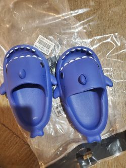 Shark Slip On Slides 