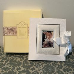 Lenox Opal Innocence   4” X 6” Wedding Album 