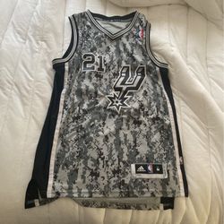 Tim duncan cheap camo jersey