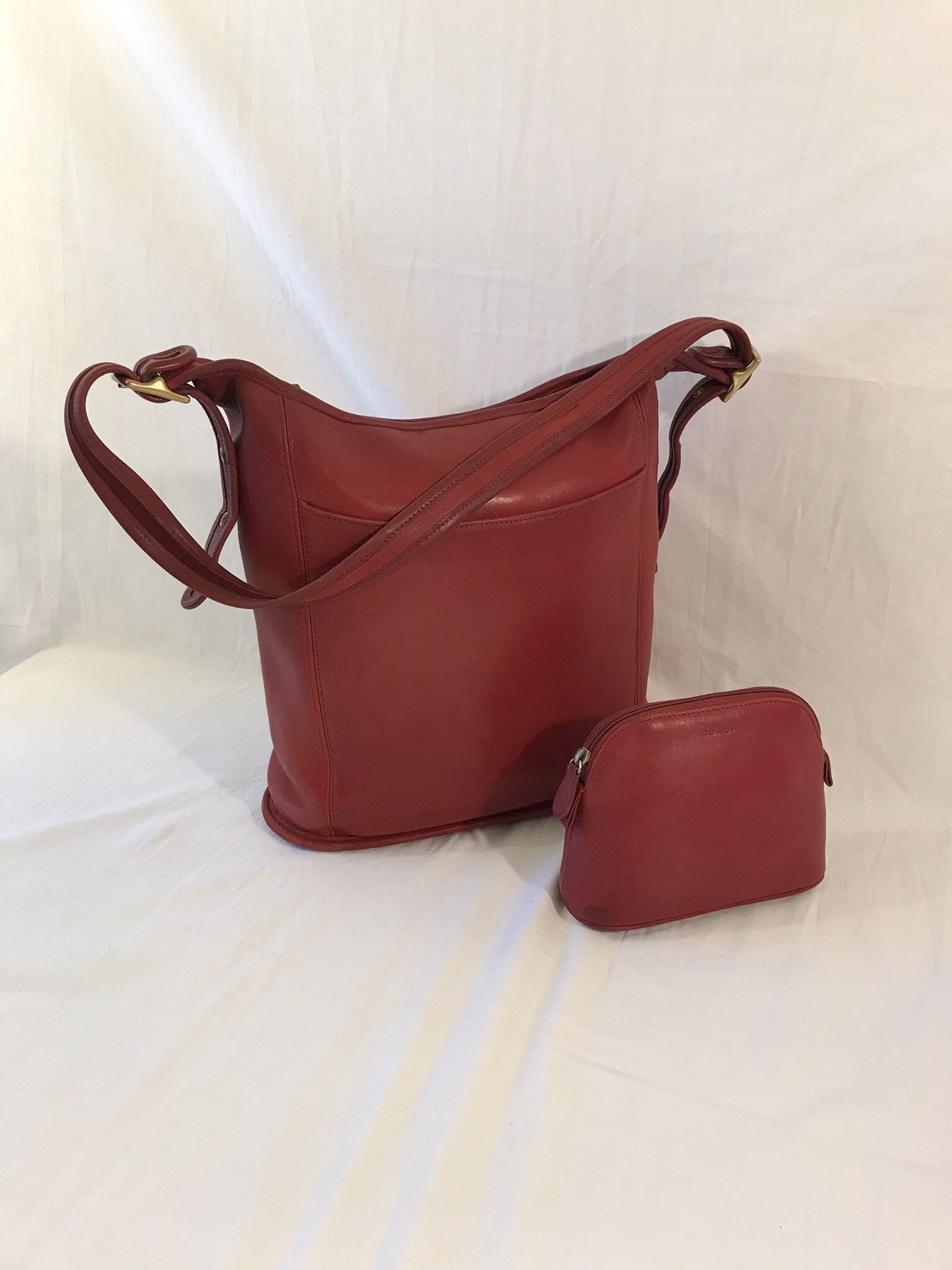 COACH L8P-9060 Vintage Rare Red 100% Leather Shoulder Bag 
