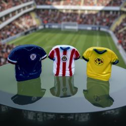 Bancos de dinero de camisetas de fútbol