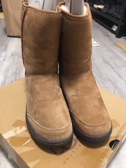 UGG Winter Boots (like new; waterproof; size 7)
