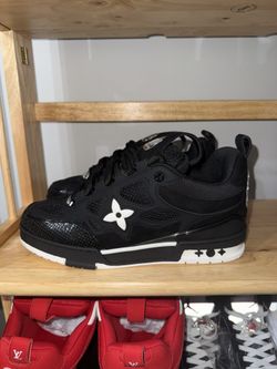 Black Lv Skates