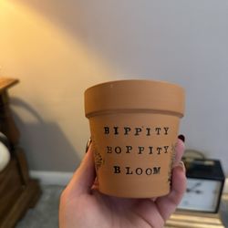 Bippity Boppity Bloom Plant Pot