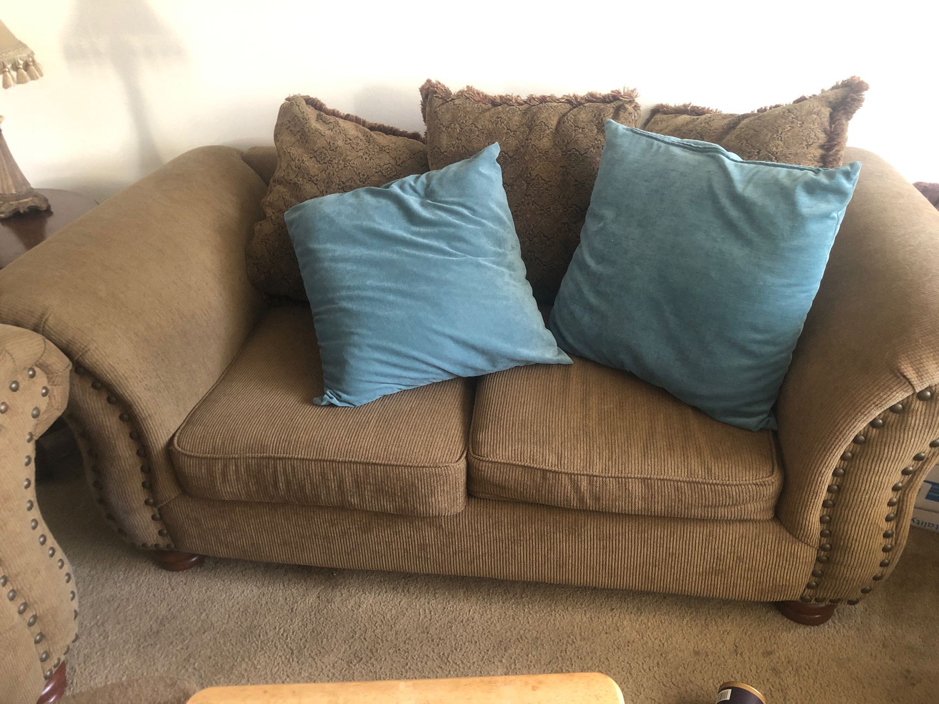 2 piece couches with decorative pillows