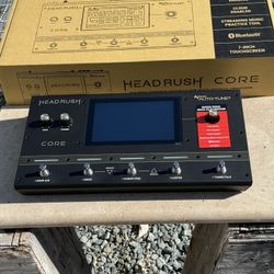 HeadRush Core Guitar Bass and Voice Processor