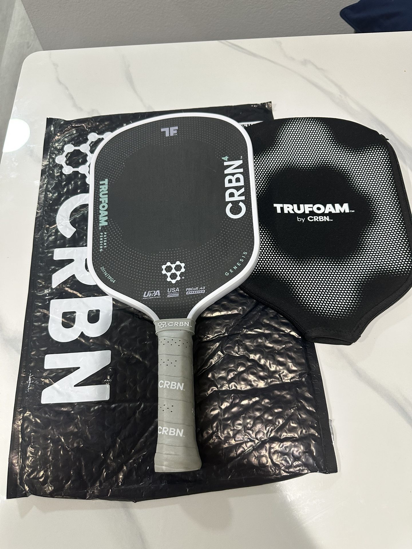 CRBN 4 Trufoam GENESIS Pickleball Paddle w/Cover. Almost New & Used a Few Times !!!