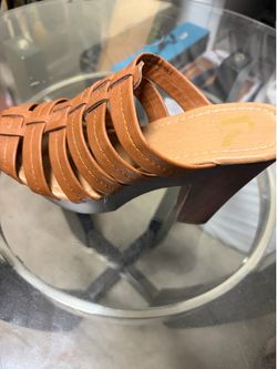 Brown platform sandal