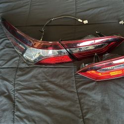 Toyota OEM Rear Tail Lights 