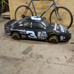 DALE. EARNHART. BLOW UP CAR.   5 FOOT LONG.  RARE FIND. FOR THE. CAVE. 350.  OBO