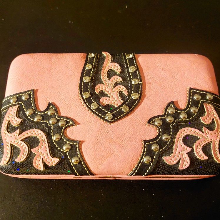 MONTANA WEST NEW Wallet, with Bling: Never Used! Fantastic Storage: 2 Full-Size Bill & CellPhone; 8 Credit Card Slots/2 Visible ID Slots. Very Secure.
