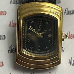 SIMONS  SASSOON  WOMENS WATCH .