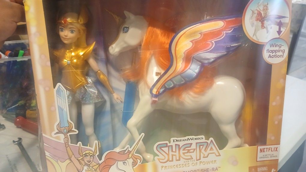 Mattel Battle Armor SHE-RA and Swift Wind