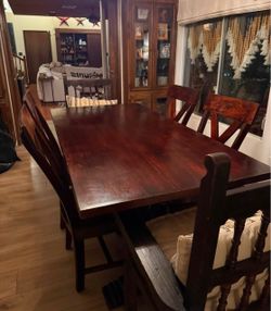 Pottery Barn Farm House Dining Set