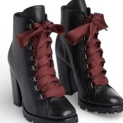 NIB Schutz Zara Bootie in Black - Size 8.5 B