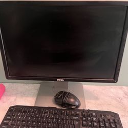 Dell Desk Top Comes With Everything 