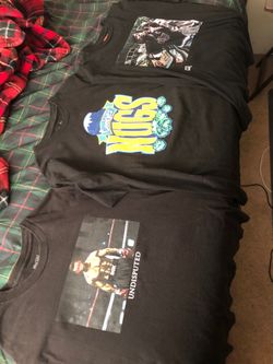 3 Large T-Shirts